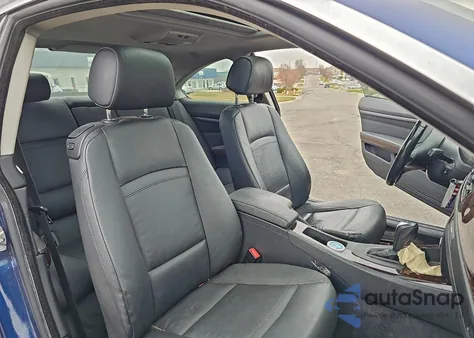 2011 BMW 328 Xi z USA, uszkodzony, nr VIN WBAKF3C53BE567533